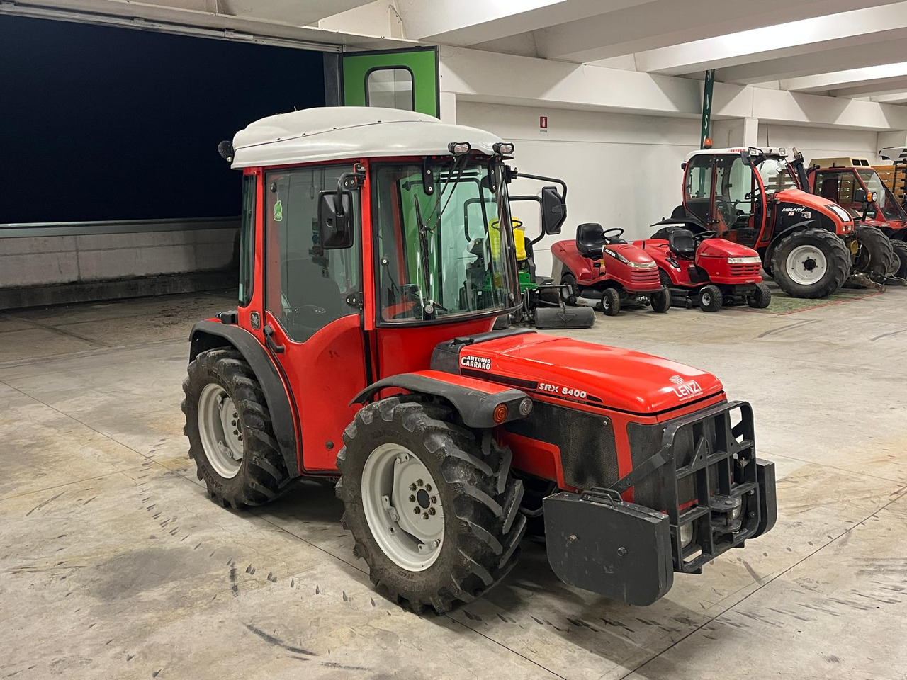 ANTONIO CARRARO SRX 8400 - Máy cày: hình 4 ANTONIO CARRARO SRX 8400 - Máy cày: hình 4