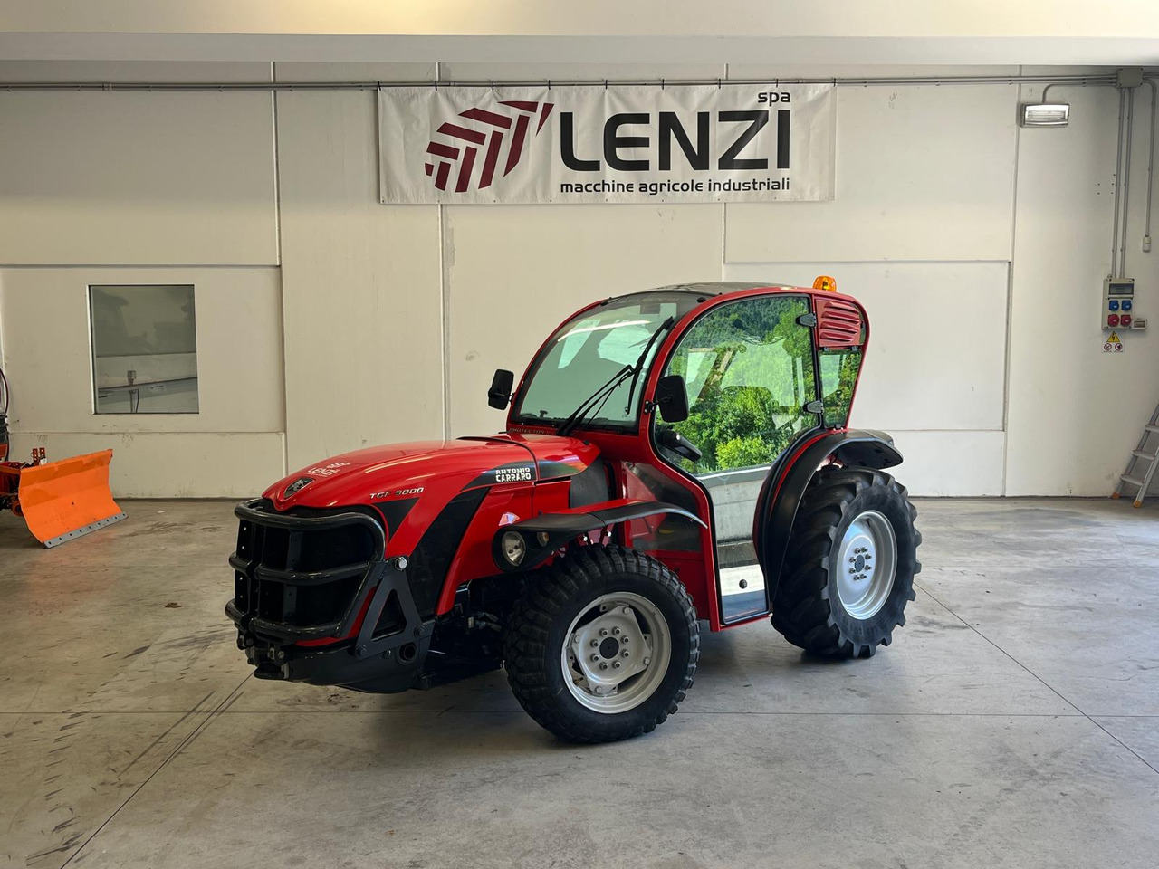 ANTONIO CARRARO TGF 9800 - Máy cày: hình 1 ANTONIO CARRARO TGF 9800 - Máy cày: hình 1
