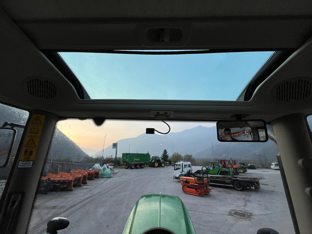 Máy cày John Deere 6175R: hình 14 Máy cày John Deere 6175R: hình 14