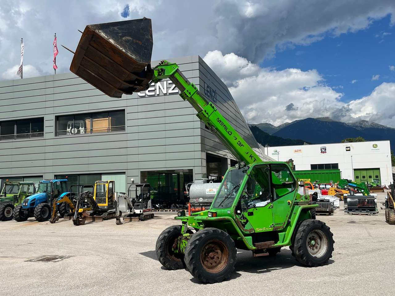 MERLO TELESCOPICO MERLO P 30.9 KT - Xe nhấc hình viễn vọng kính: hình 1 MERLO TELESCOPICO MERLO P 30.9 KT - Xe nhấc hình viễn vọng kính: hình 1
