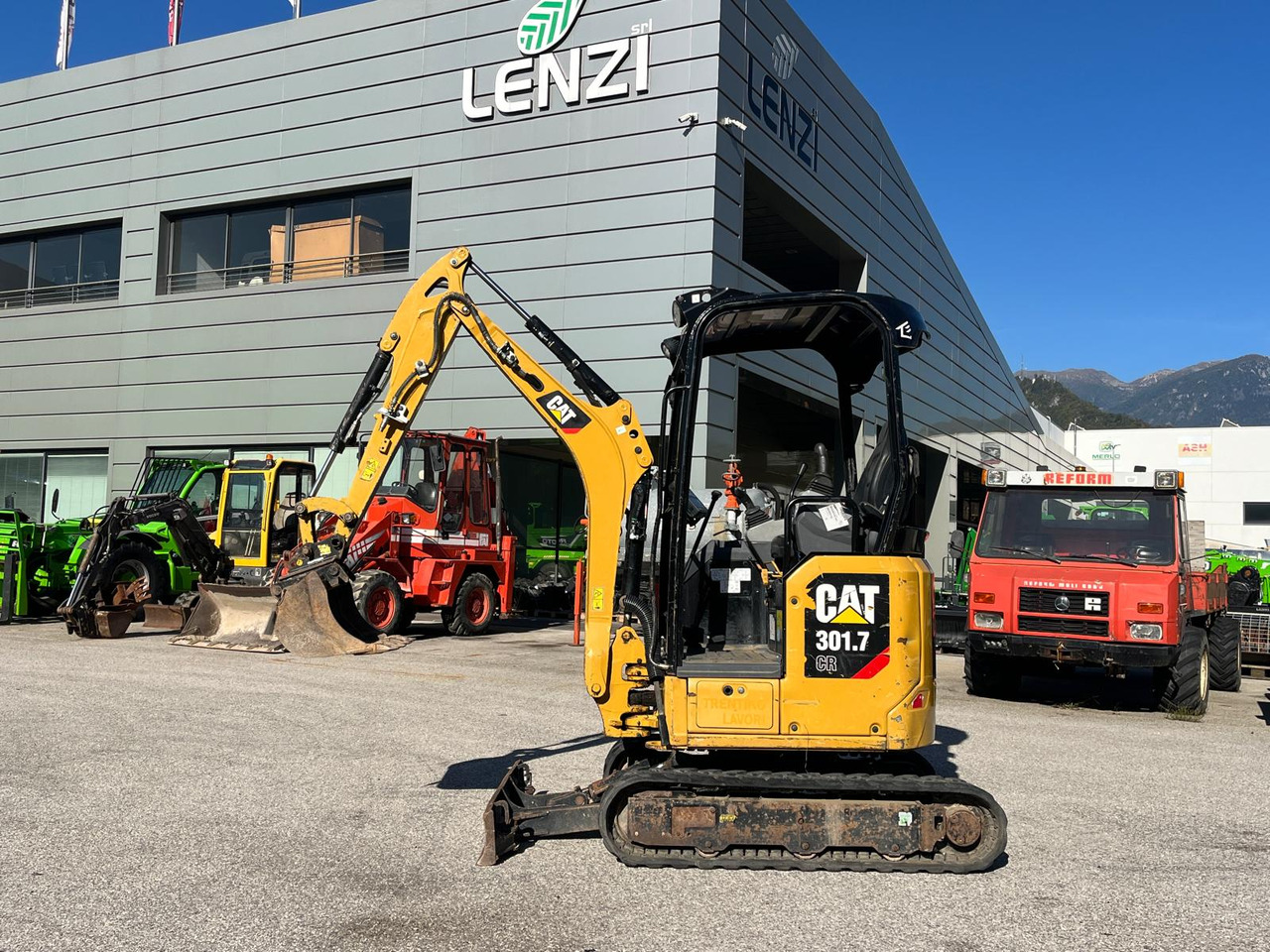MINIESCAVATORE CAT 301.7 CR - Máy xúc mini: hình 1 MINIESCAVATORE CAT 301.7 CR - Máy xúc mini: hình 1