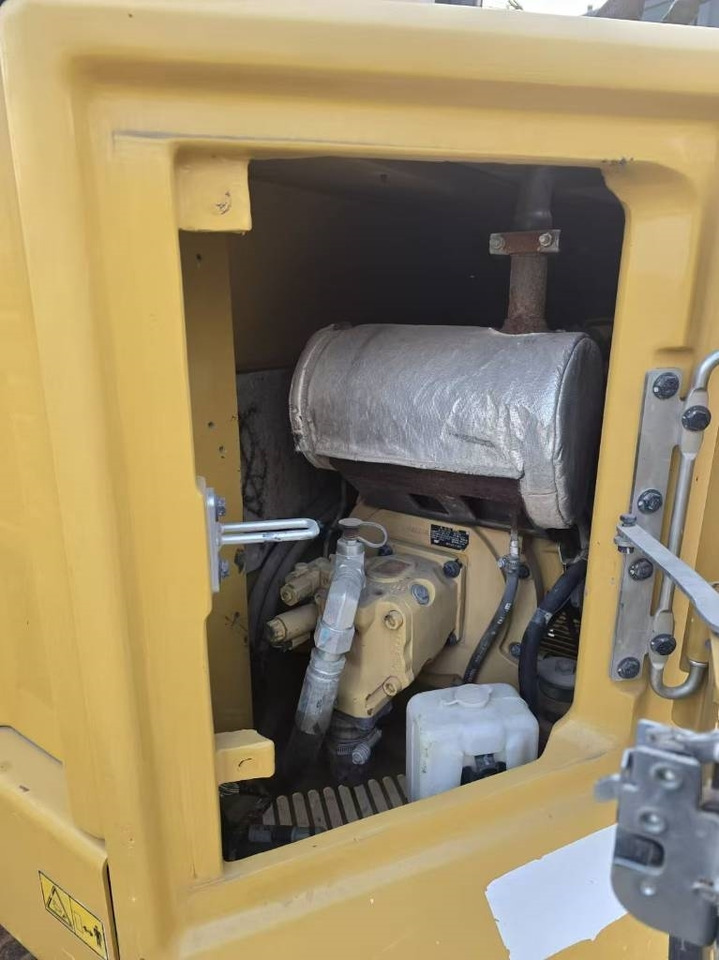 CAT 306 - Máy xúc mini: hình 4 CAT 306 - Máy xúc mini: hình 4