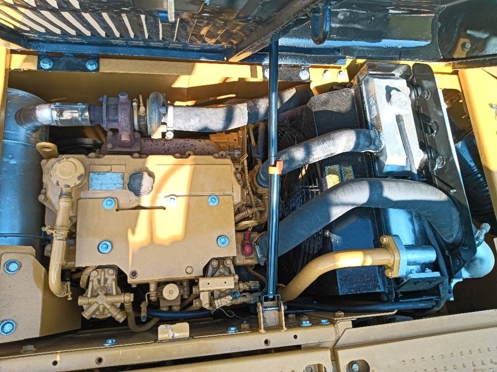 CAT 313 D - Máy xúc bánh xích: hình 2 CAT 313 D - Máy xúc bánh xích: hình 2