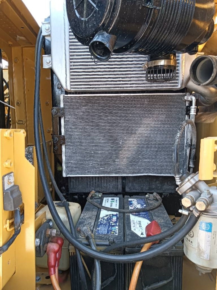 CAT 313 - Máy xúc bánh xích: hình 5 CAT 313 - Máy xúc bánh xích: hình 5