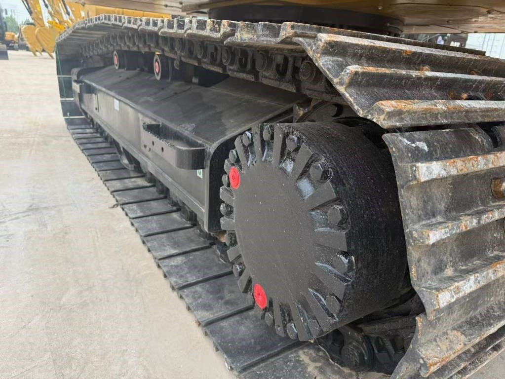 CAT 320 D - Máy xúc bánh xích: hình 2 CAT 320 D - Máy xúc bánh xích: hình 2