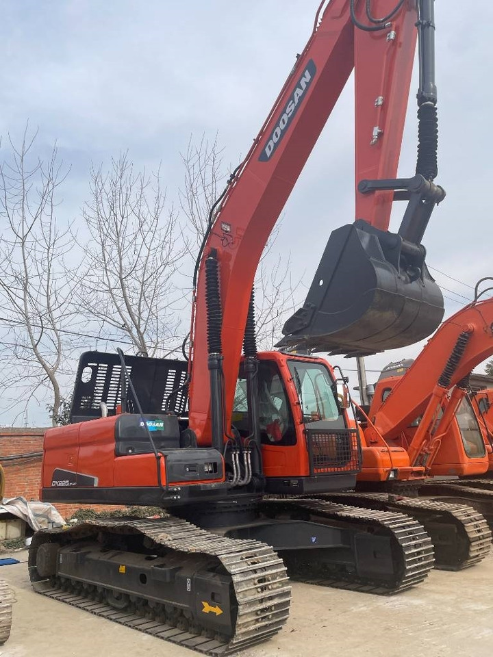Doosan DX 220 LC-9C - Máy xúc bánh xích: hình 4 Doosan DX 220 LC-9C - Máy xúc bánh xích: hình 4
