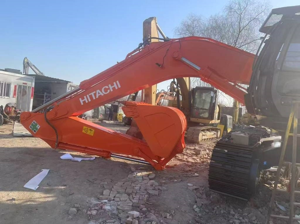 Hitachi ZX 350 - Máy xúc bánh xích: hình 3 Hitachi ZX 350 - Máy xúc bánh xích: hình 3