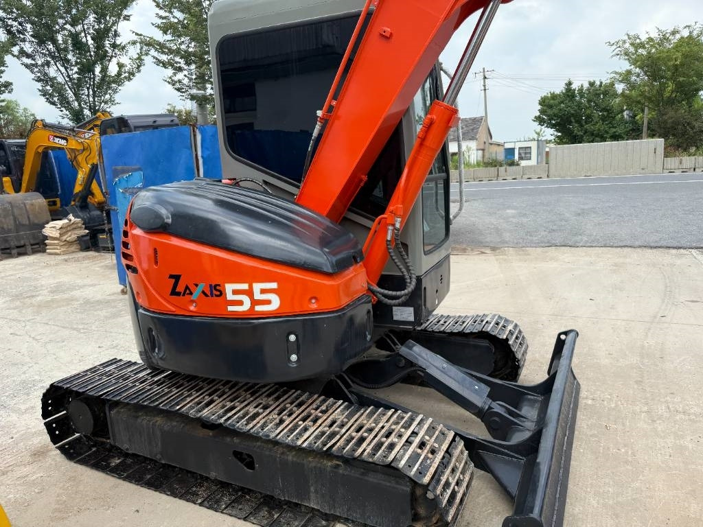 Hitachi ZX 55 - Máy xúc mini: hình 4 Hitachi ZX 55 - Máy xúc mini: hình 4