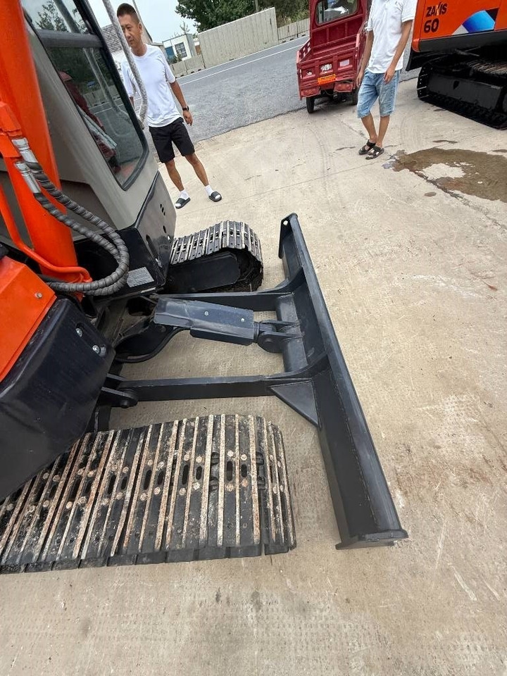 Hitachi ZX 55 - Máy xúc mini: hình 3 Hitachi ZX 55 - Máy xúc mini: hình 3