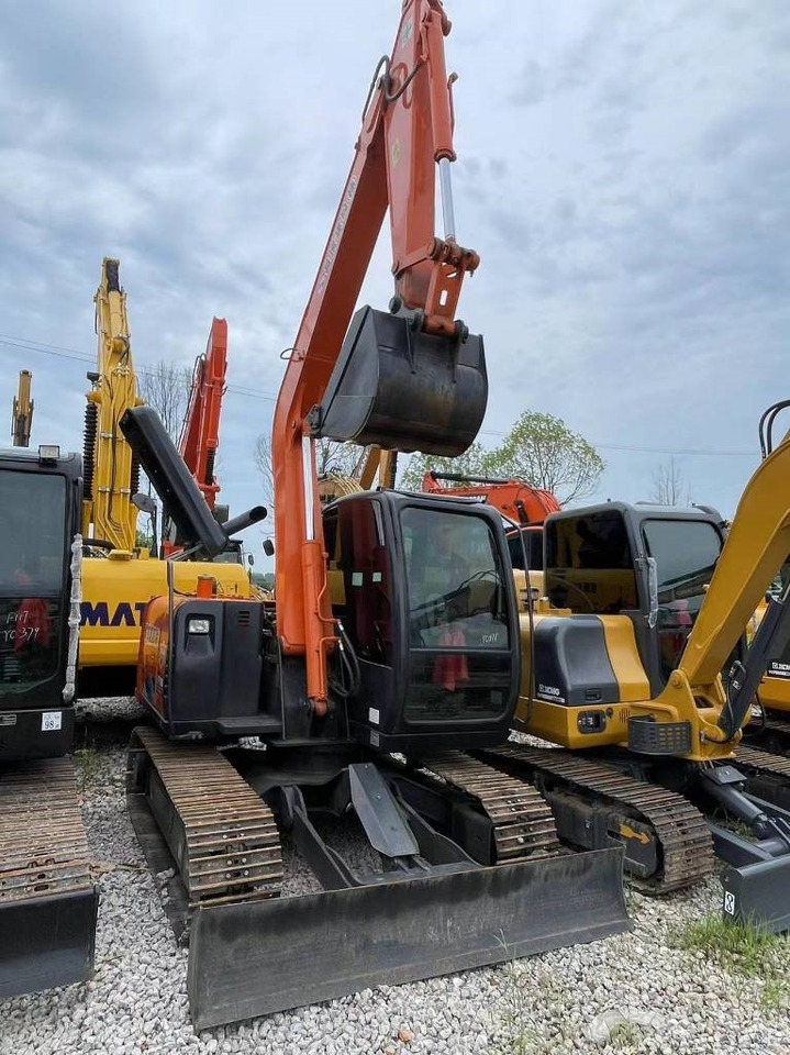 Hitachi ZX 70 - Máy xúc mini: hình 4 Hitachi ZX 70 - Máy xúc mini: hình 4