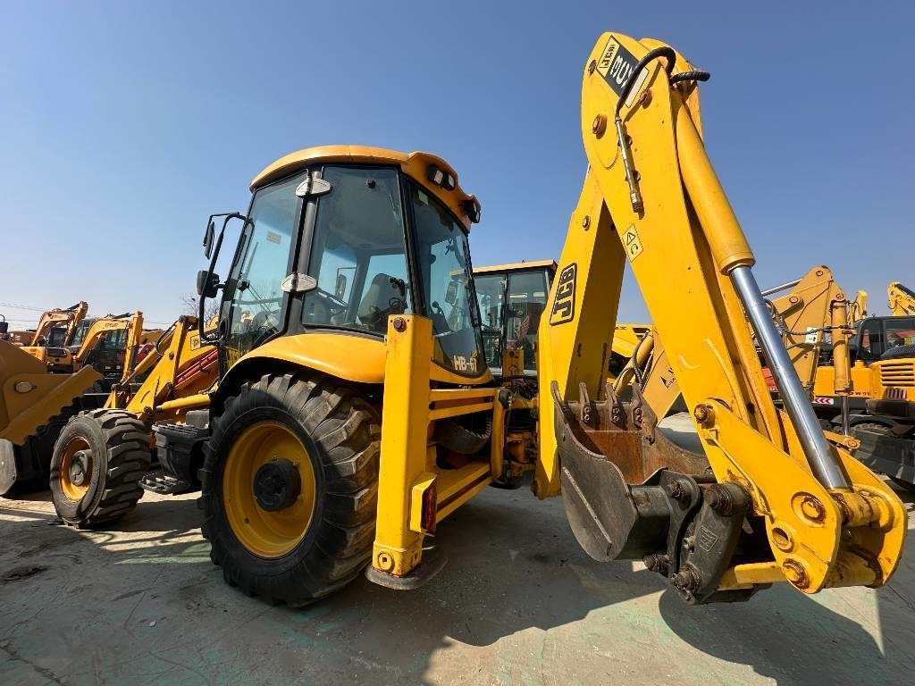 JCB 3 XC - Máy xúc trước múc sau: hình 3 JCB 3 XC - Máy xúc trước múc sau: hình 3