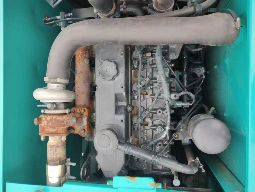 Kobelco 130 - Máy xúc bánh xích: hình 4 Kobelco 130 - Máy xúc bánh xích: hình 4