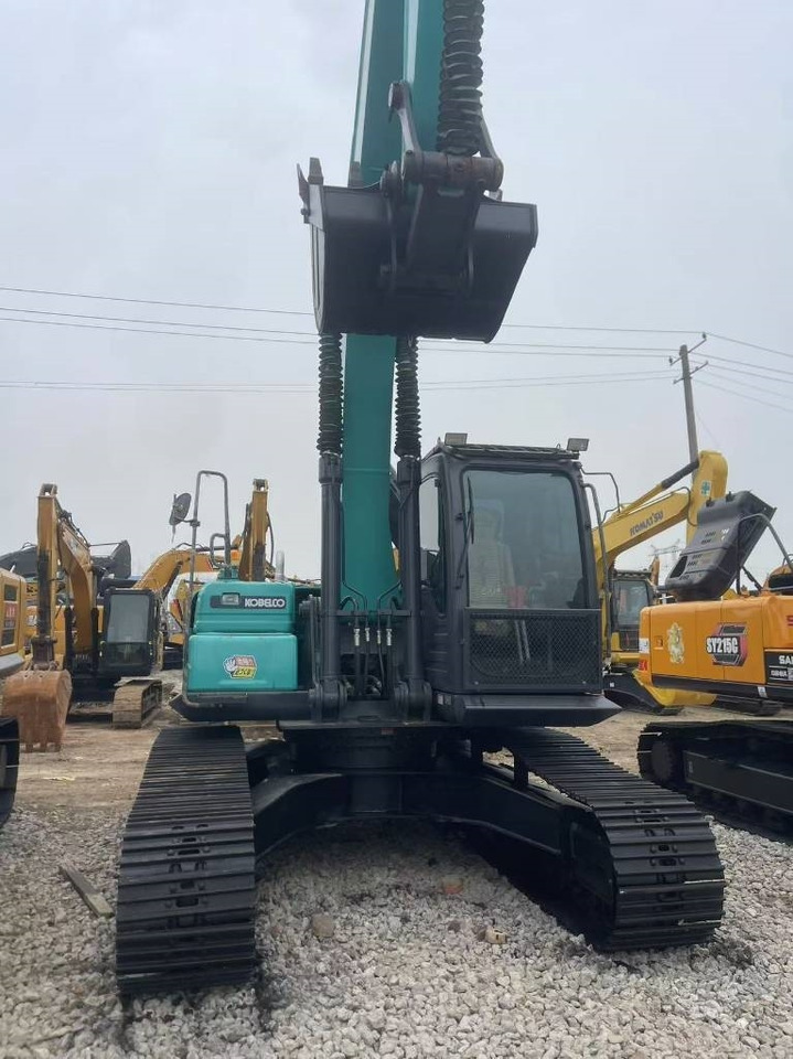 Kobelco SK 200 - Máy xúc bánh xích: hình 5 Kobelco SK 200 - Máy xúc bánh xích: hình 5
