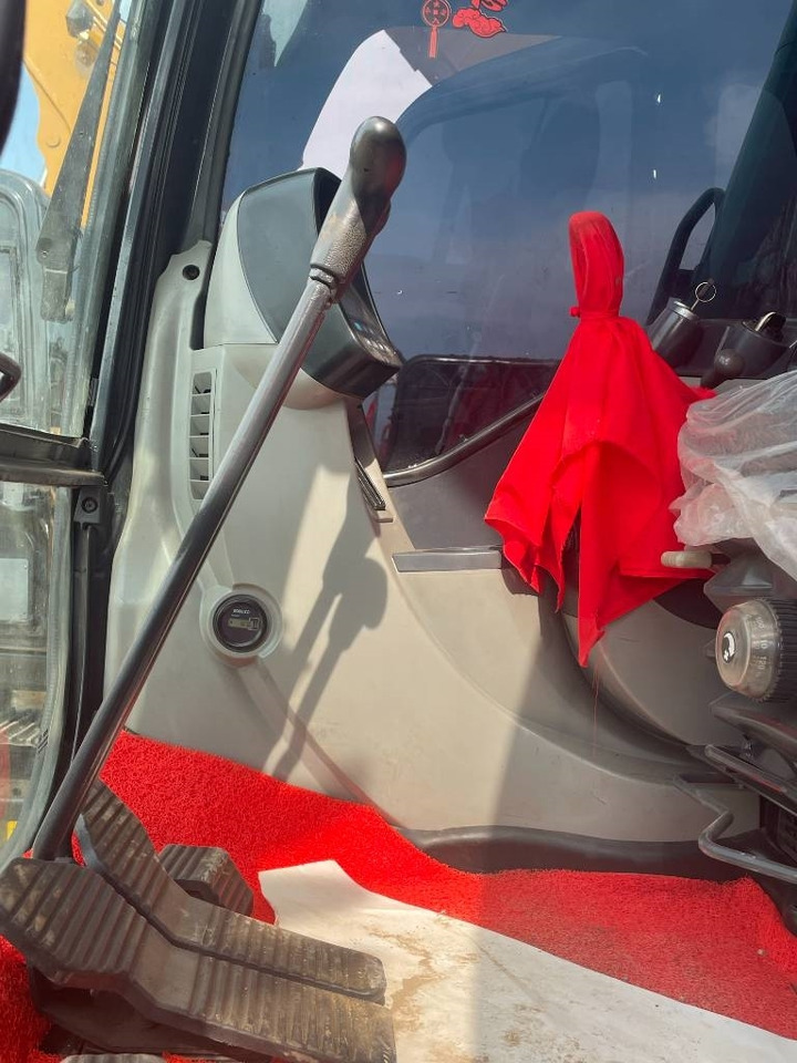 Kobelco SK 75 - Máy xúc bánh xích: hình 4 Kobelco SK 75 - Máy xúc bánh xích: hình 4