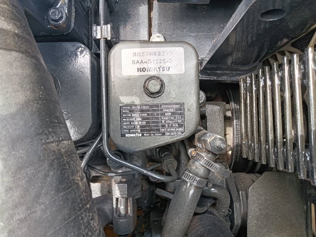 Komatsu PC 160 - Máy xúc bánh xích: hình 2 Komatsu PC 160 - Máy xúc bánh xích: hình 2