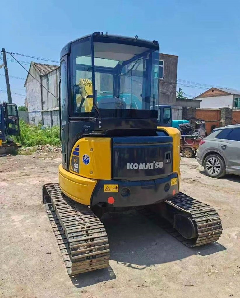 Komatsu PC 40 - Máy xúc mini: hình 5 Komatsu PC 40 - Máy xúc mini: hình 5