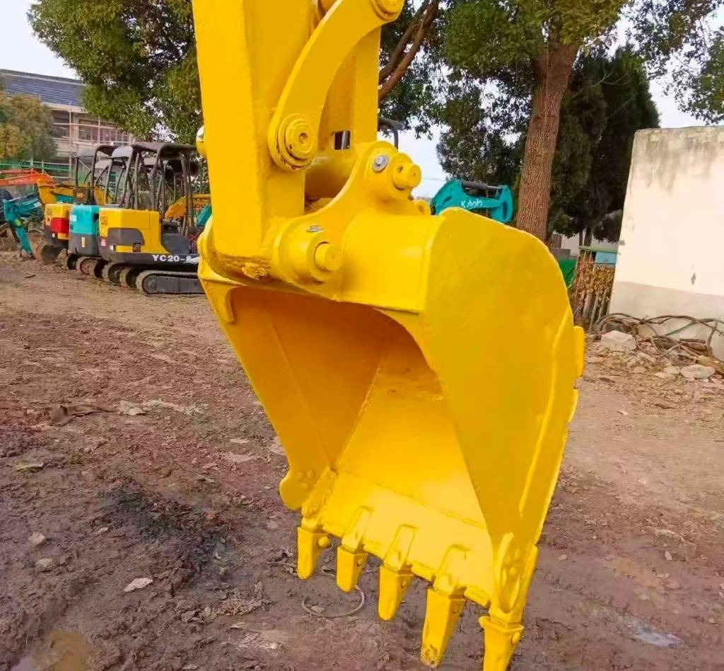 Komatsu PC 56 - Máy xúc mini: hình 5 Komatsu PC 56 - Máy xúc mini: hình 5