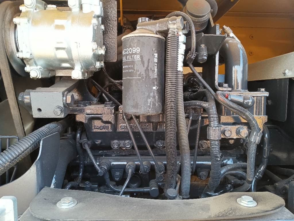 Komatsu PC 70 - Máy xúc mini: hình 4 Komatsu PC 70 - Máy xúc mini: hình 4