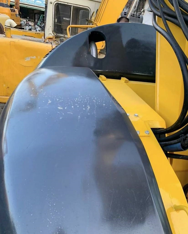 Komatsu PC 78 - Máy xúc mini: hình 4 Komatsu PC 78 - Máy xúc mini: hình 4