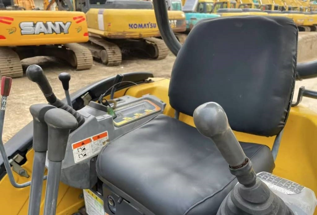 Máy xúc mini Kubota 25: hình 8