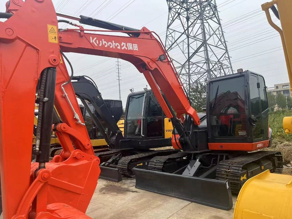 Kubota KX 183 - Máy xúc bánh xích: hình 2 Kubota KX 183 - Máy xúc bánh xích: hình 2