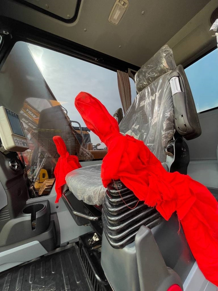 Sany SY 135 - Máy xúc bánh xích: hình 5 Sany SY 135 - Máy xúc bánh xích: hình 5