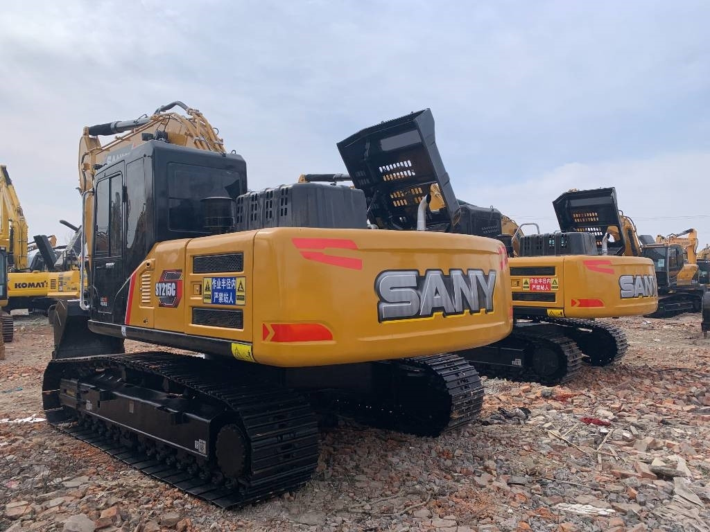 Sany SY 215 C - Máy xúc bánh xích: hình 5 Sany SY 215 C - Máy xúc bánh xích: hình 5