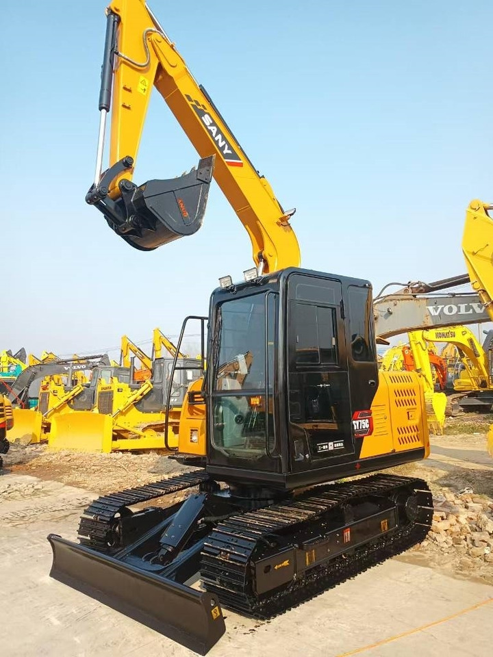 Sany SY 75 C - Máy xúc bánh xích: hình 1 Sany SY 75 C - Máy xúc bánh xích: hình 1