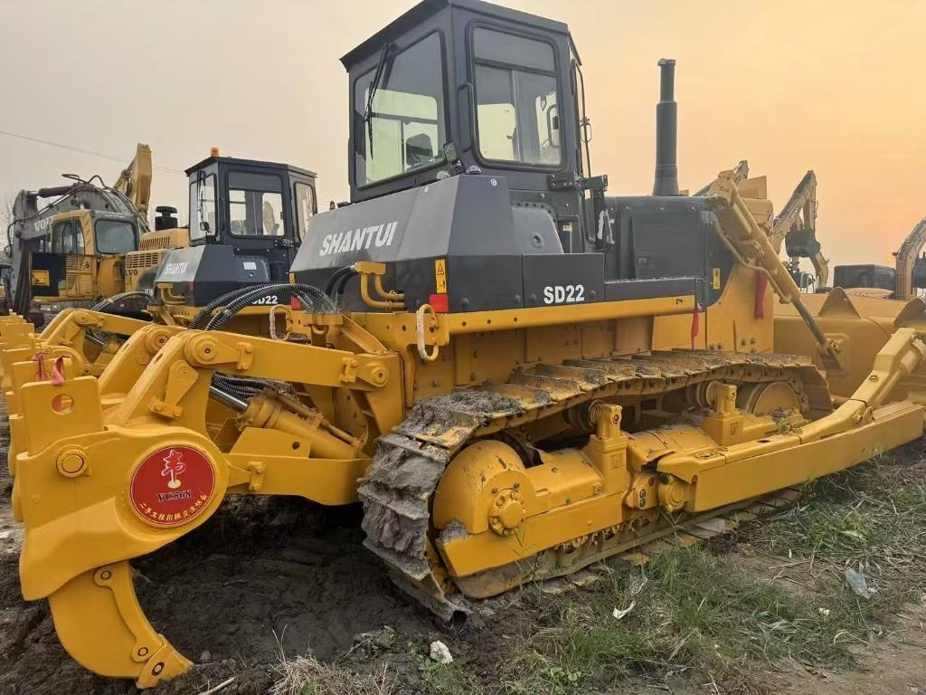 Shantui SD 22 - Máy ủi: hình 4 Shantui SD 22 - Máy ủi: hình 4