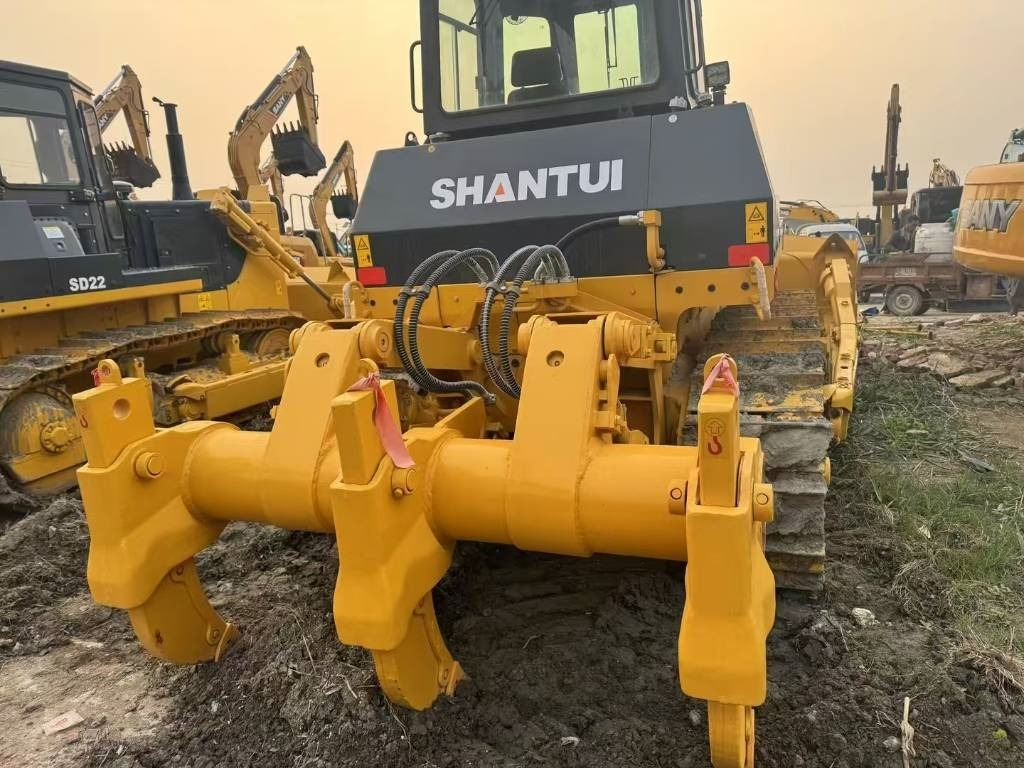 Shantui SD 22 - Máy ủi: hình 5 Shantui SD 22 - Máy ủi: hình 5
