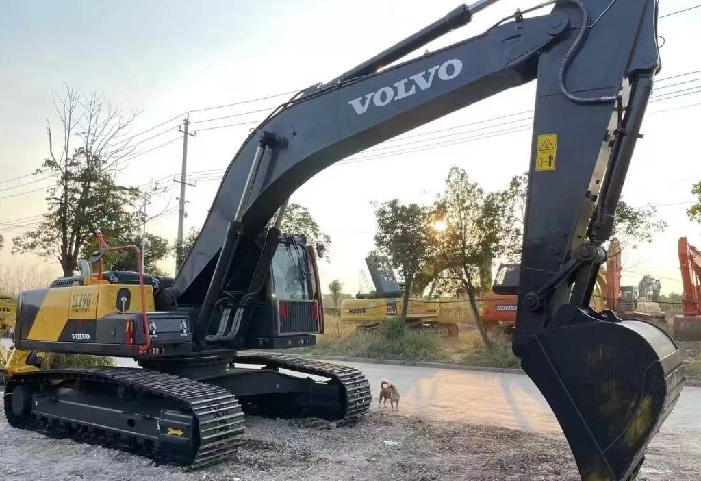 Volvo 290 - Máy xúc bánh xích: hình 5 Volvo 290 - Máy xúc bánh xích: hình 5