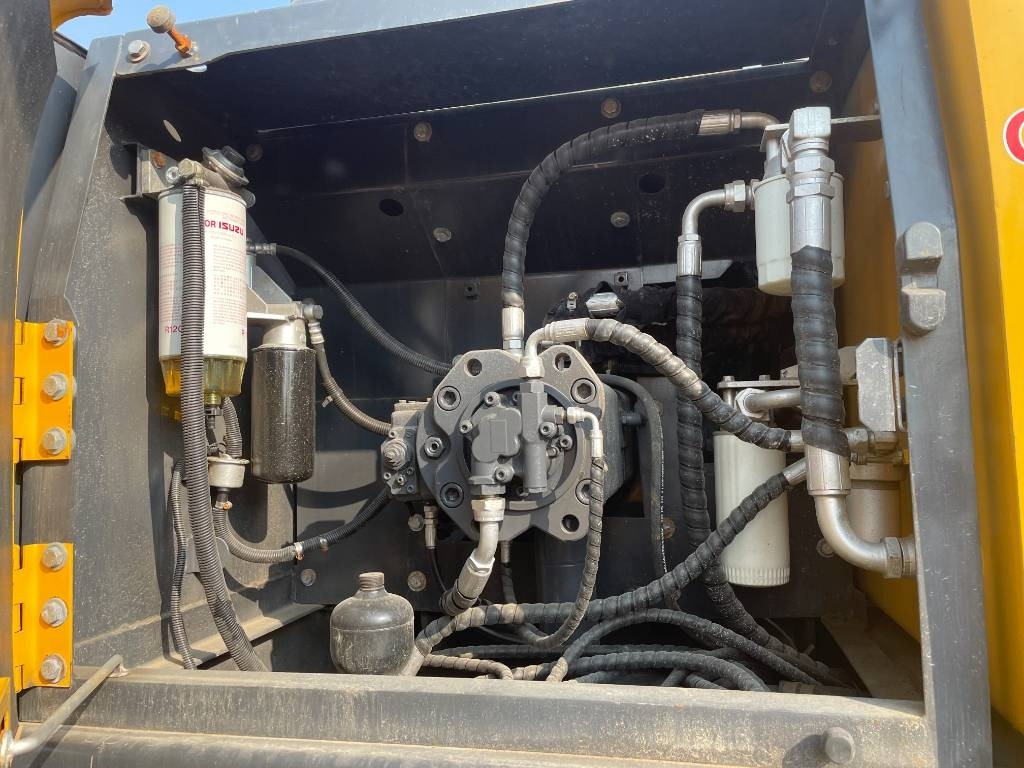 Volvo EC 210 - Máy xúc bánh xích: hình 2 Volvo EC 210 - Máy xúc bánh xích: hình 2