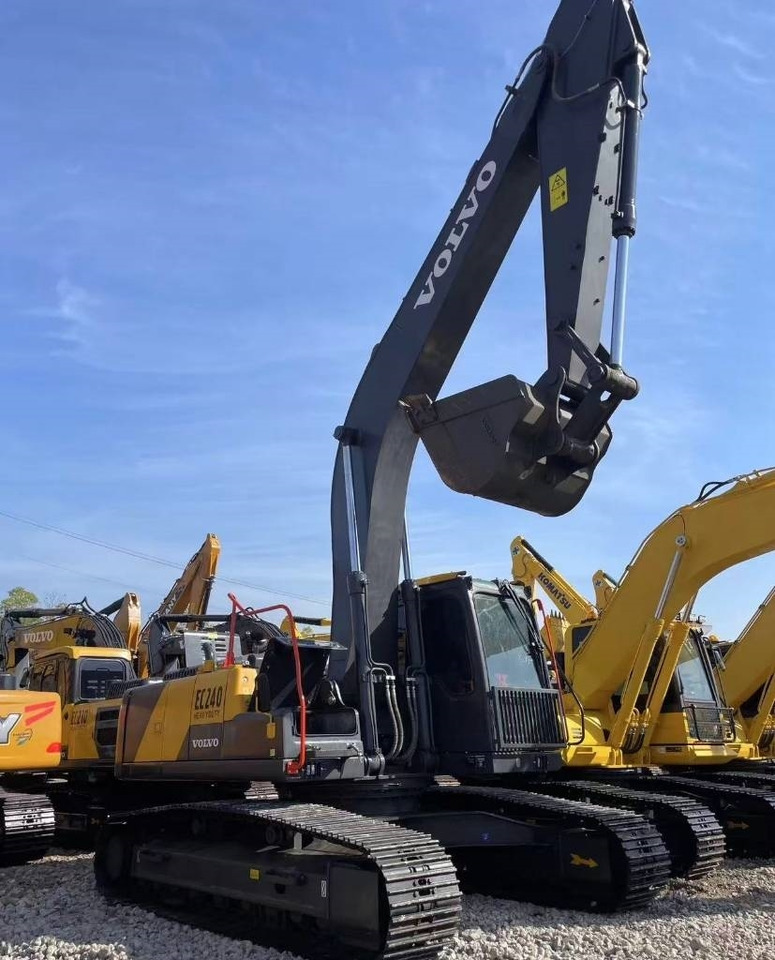 Volvo EC 240 - Máy xúc bánh xích: hình 5 Volvo EC 240 - Máy xúc bánh xích: hình 5