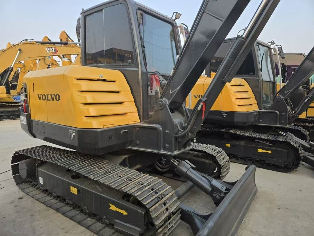 Volvo EC 60 - Máy xúc bánh xích: hình 2 Volvo EC 60 - Máy xúc bánh xích: hình 2