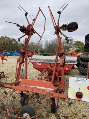 Kuhn GF 6301 MH - Dàn trải/ Cào: hình 2 Kuhn GF 6301 MH - Dàn trải/ Cào: hình 2