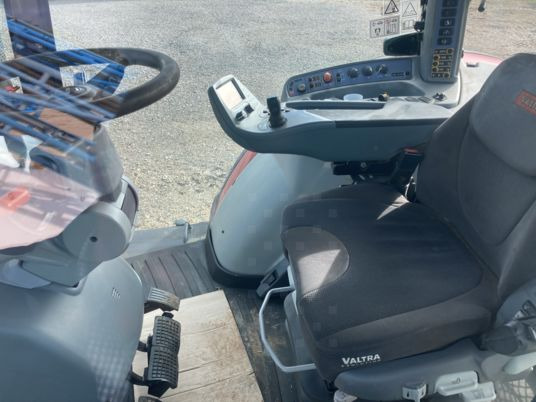 Valtra S293 - Máy cày: hình 4 Valtra S293 - Máy cày: hình 4