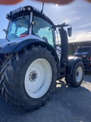 Valtra T154 VERSU - Máy cày: hình 3 Valtra T154 VERSU - Máy cày: hình 3