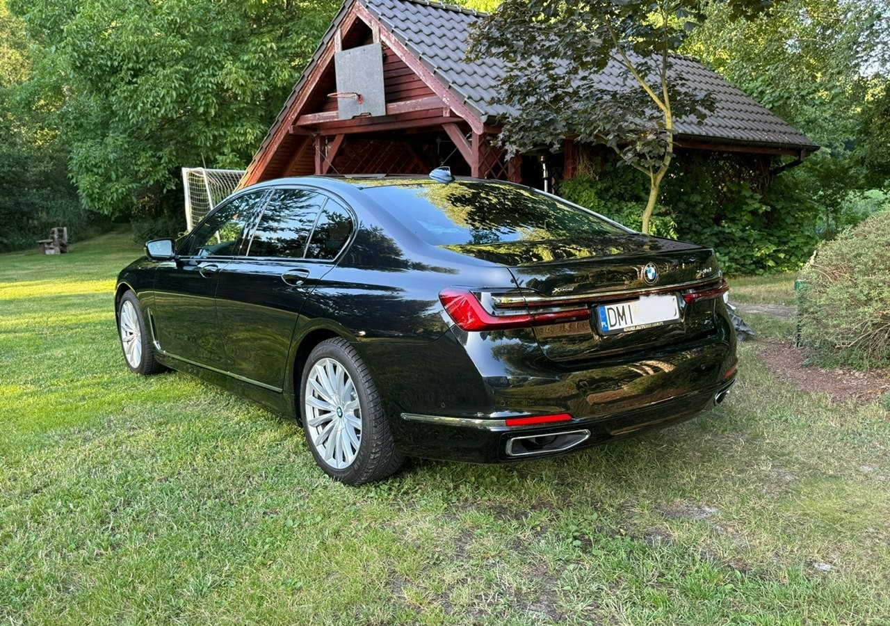 BMW SERIA 7 II (G11/G12) BMW SERIA 7 740d Xdrive 340KM Luxury+Exclusive Masaże Adaptiv Oś Lasery 2022 FV2 - Sedan: hình 5 BMW SERIA 7 II (G11/G12) BMW SERIA 7 740d Xdrive 340KM Luxury+Exclusive Masaże Adaptiv Oś Lasery 2022 FV2 - Sedan: hình 5