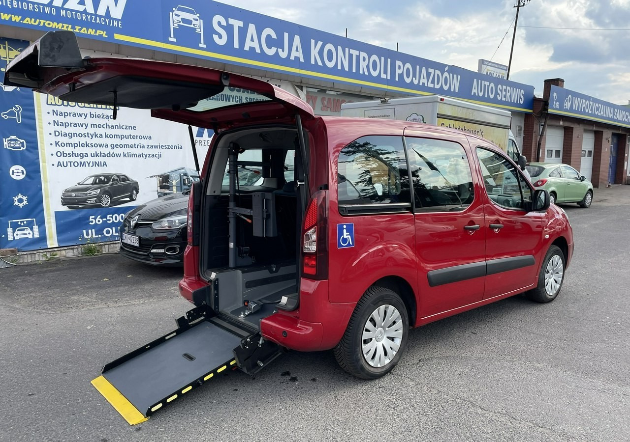 Citroen Berlingo II Berlingo 1.6 do przewozu Niepełnosprawnych inwalida rampa 2018 - Xe hơi: hình 1 Citroen Berlingo II Berlingo 1.6 do przewozu Niepełnosprawnych inwalida rampa 2018 - Xe hơi: hình 1