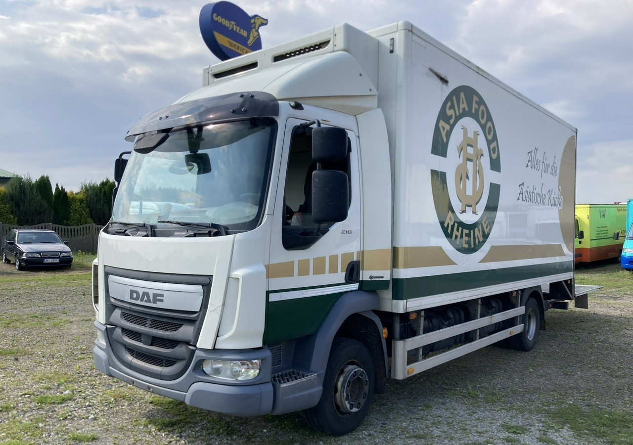 DAF Inny DAF DAF LF210FA Chłodnia Konvekta Hydro klapa 2014 - Xe van đông lạnh: hình 2 DAF Inny DAF DAF LF210FA Chłodnia Konvekta Hydro klapa 2014 - Xe van đông lạnh: hình 2
