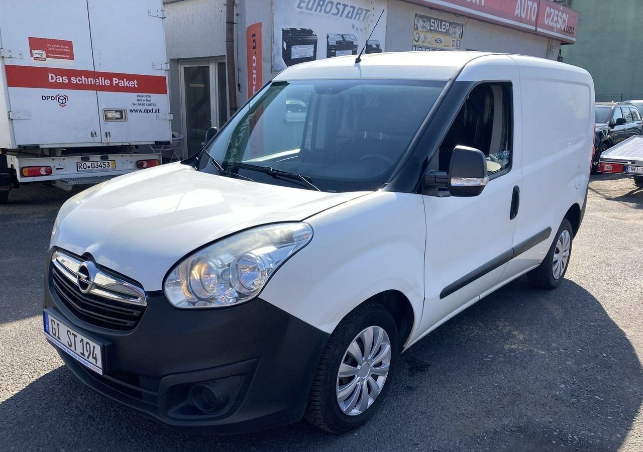 Fiat Doblo Fiat Doblo 1,3 jtd ECO Flex chłodnia do leków 2013 - Xe van chở hàng: hình 4 Fiat Doblo Fiat Doblo 1,3 jtd ECO Flex chłodnia do leków 2013 - Xe van chở hàng: hình 4