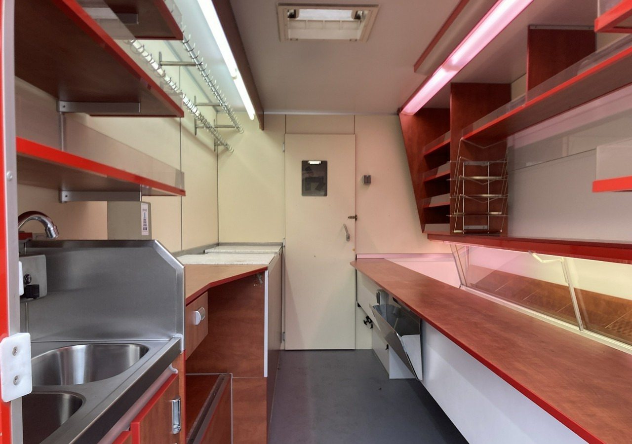 Fiat Ducato Autosklep wędliny Gastronomiczny Food Truck Foodtruck sklep Borco 20 - Xe tải bán hàng: hình 2 Fiat Ducato Autosklep wędliny Gastronomiczny Food Truck Foodtruck sklep Borco 20 - Xe tải bán hàng: hình 2