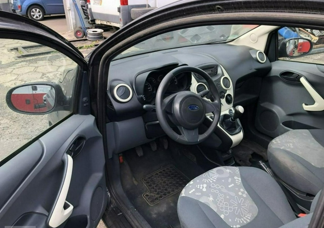 Ford KA II Ford KA 1,3 tdci 75KM 2012 - Hatchback: hình 3 Ford KA II Ford KA 1,3 tdci 75KM 2012 - Hatchback: hình 3