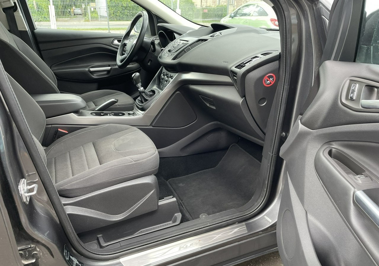 Ford Kuga II Ford Kuga 1.5 EcoBoost Bogate wyposażenie 63558km Model 2016 - SUV: hình 4 Ford Kuga II Ford Kuga 1.5 EcoBoost Bogate wyposażenie 63558km Model 2016 - SUV: hình 4