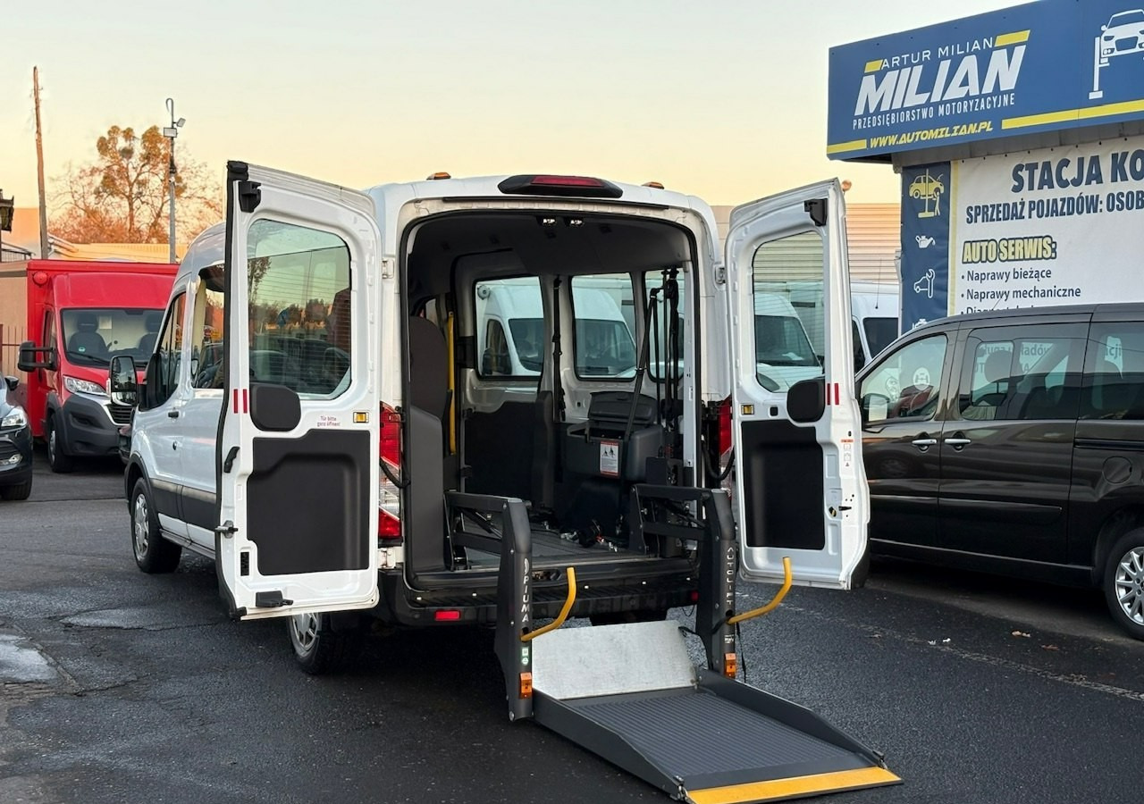 Ford Transit VIII Transit do przewozu Niepełnosprawnych 3 Wózki inwalida Rrampa 2020 - Xe hơi: hình 1 Ford Transit VIII Transit do przewozu Niepełnosprawnych 3 Wózki inwalida Rrampa 2020 - Xe hơi: hình 1