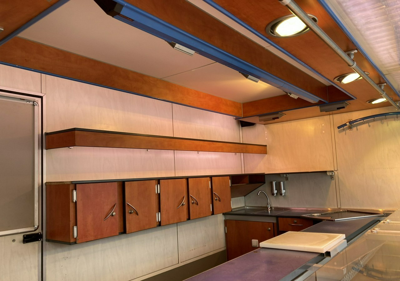 Inna Inny Autosklep wędlin Gastronomiczna food truck foodtruck sklep bar - Rơ moóc bán hàng: hình 3 Inna Inny Autosklep wędlin Gastronomiczna food truck foodtruck sklep bar - Rơ moóc bán hàng: hình 3