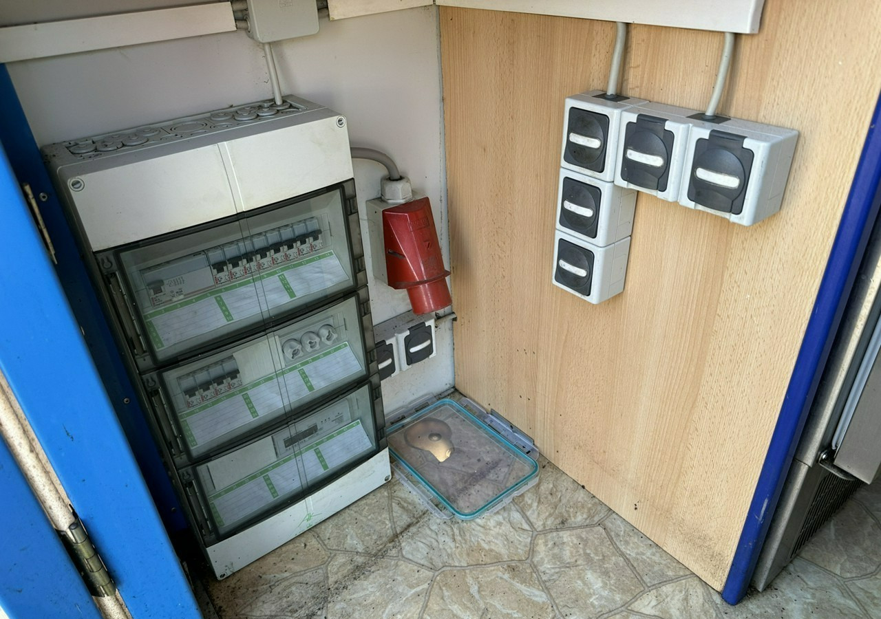 Inna Inny Smażalnia ryb Autosklep Gastronomiczna food truck foodtruck sklep 20 - Rơ moóc bán hàng: hình 4 Inna Inny Smażalnia ryb Autosklep Gastronomiczna food truck foodtruck sklep 20 - Rơ moóc bán hàng: hình 4