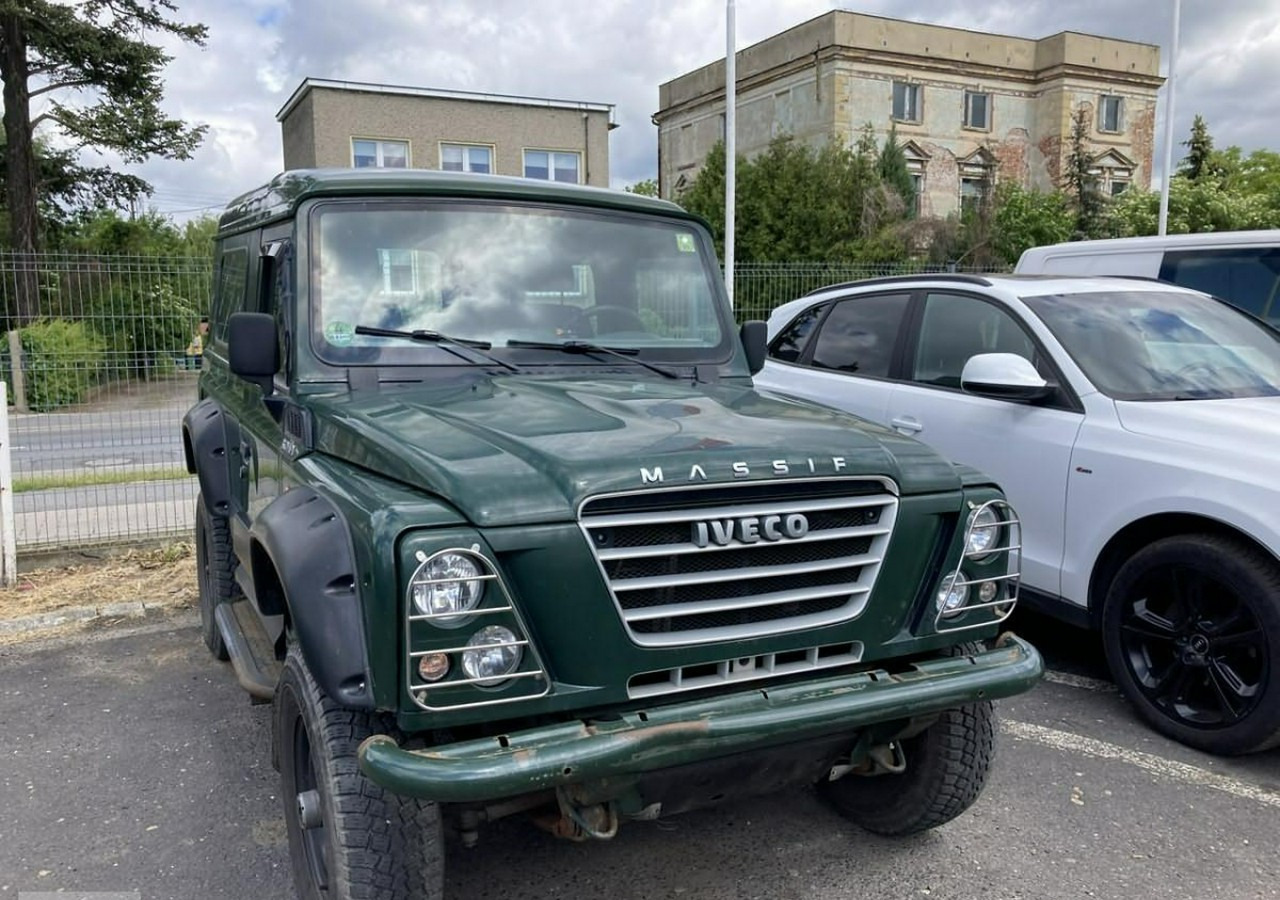 Iveco Massif Iveco 3.0 HPI 4X4 Klima Massif Santana Ciężarowy 2009 - Xe van chở hàng: hình 1 Iveco Massif Iveco 3.0 HPI 4X4 Klima Massif Santana Ciężarowy 2009 - Xe van chở hàng: hình 1