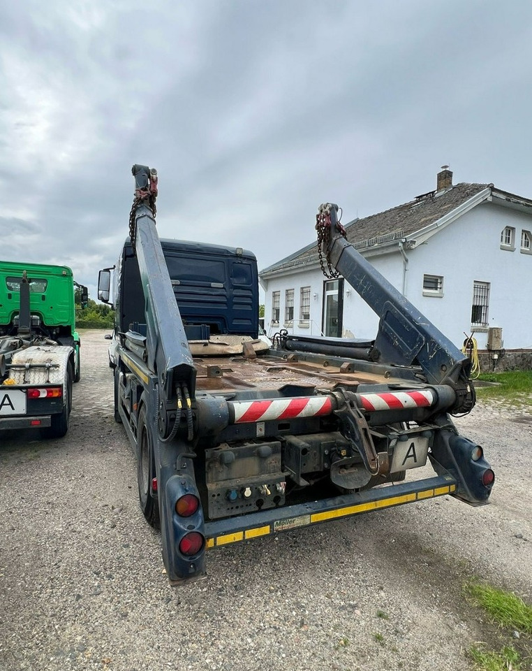 MAN Inny MAN Man TGX 18.400 Bramowiec hakowiec Meiler Model 2012 - Xe tải chở thùng nhỏ: hình 4 MAN Inny MAN Man TGX 18.400 Bramowiec hakowiec Meiler Model 2012 - Xe tải chở thùng nhỏ: hình 4
