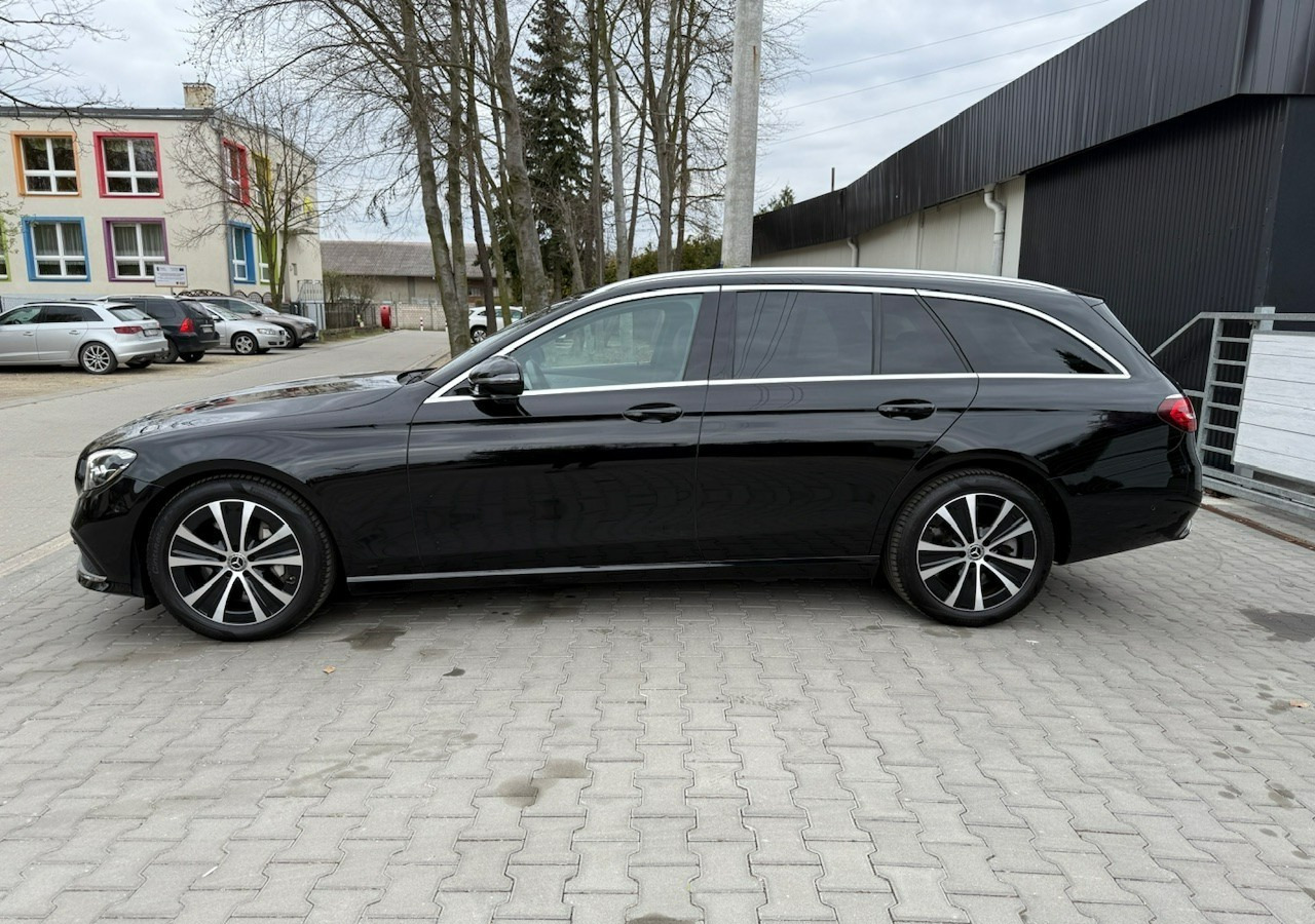 Mercedes-Benz Klasa E E300de EQ-Power Hybrid 50km na prądzie 2.0d 306KM Avantgarde Panoram - Xe hơi: hình 2 Mercedes-Benz Klasa E E300de EQ-Power Hybrid 50km na prądzie 2.0d 306KM Avantgarde Panoram - Xe hơi: hình 2